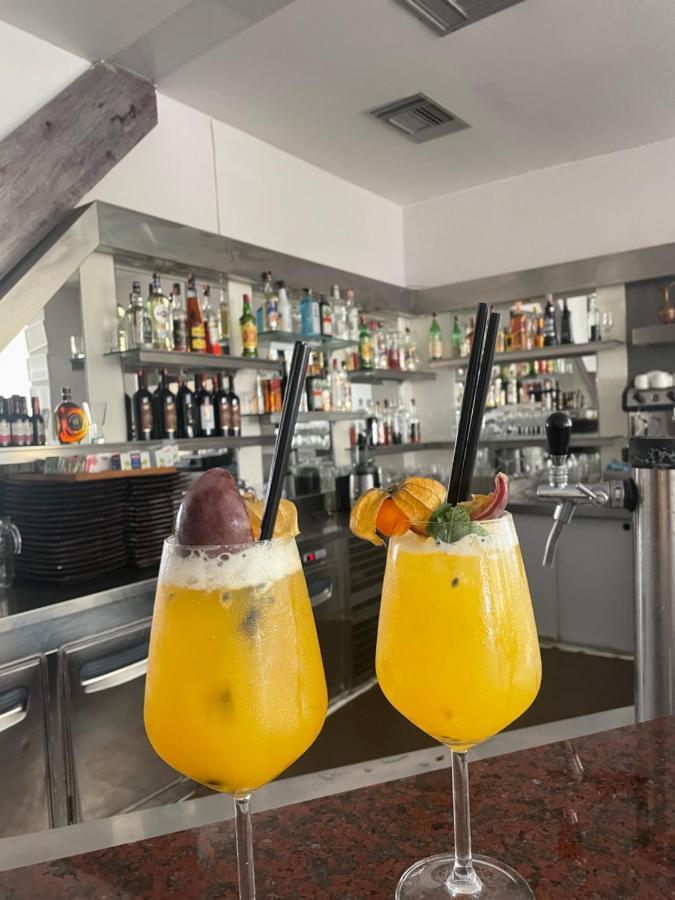 Sanremo Hotel Restorant Škalngur エクステリア 写真