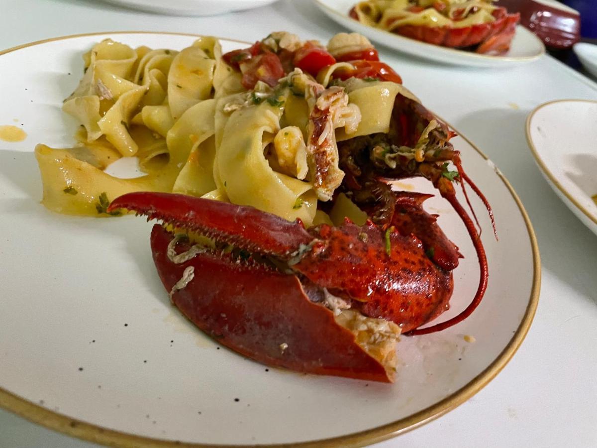 Sanremo Hotel Restorant Škalngur エクステリア 写真