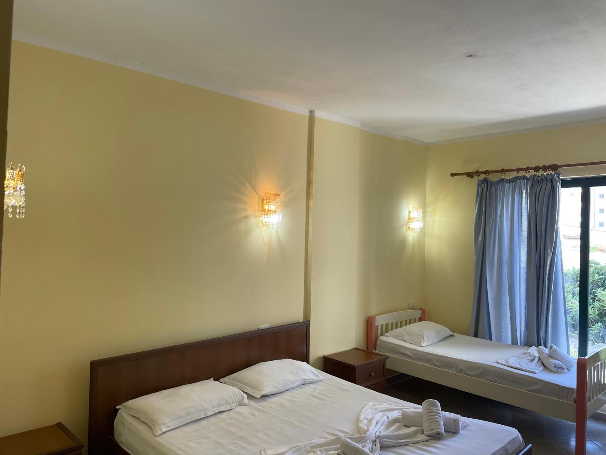 Sanremo Hotel Restorant Škalngur エクステリア 写真