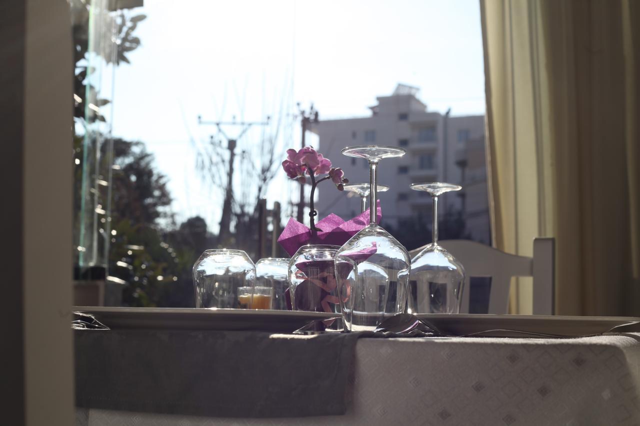 Sanremo Hotel Restorant Škalngur エクステリア 写真